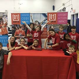 Les élèves de l’École élémentaire catholique du Sacré-Cœur (Georgetown) à la compétition régionale de robotique pédagogique du Grand Toronto organisée par Robotique Zone 01.